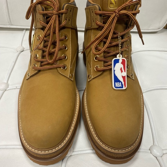 Louis Vuitton Tan and Brown Leather Boots Rugged Design - Picture 3 of 5